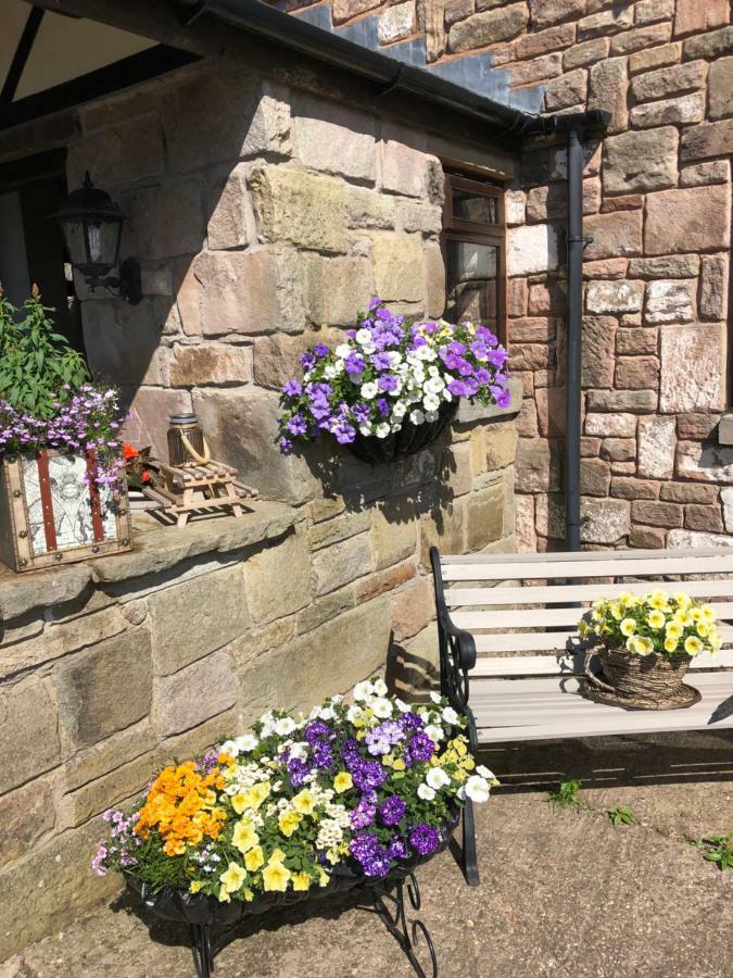The Saddlery Cheshire Villa Конгълтън Екстериор снимка
